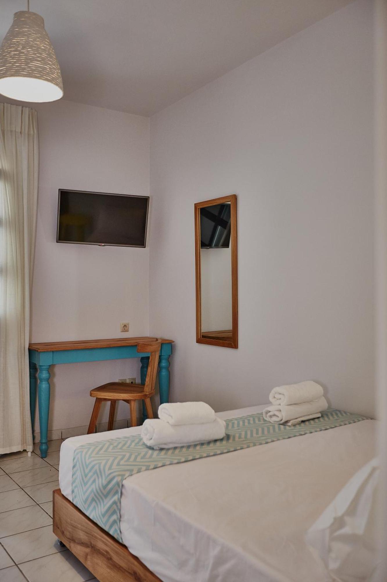 Irene Studios Agios Petros  Room photo